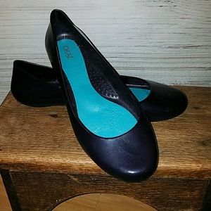 oka-B flats dark purple